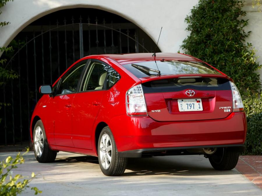  Toyota Prius Touring Edition 2007 года  (фото 21 из 22)